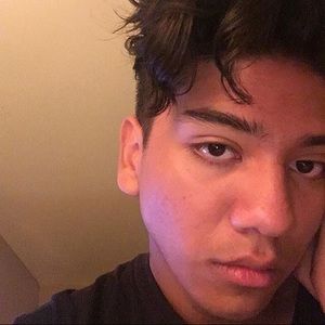 Meet your Posher, Luis